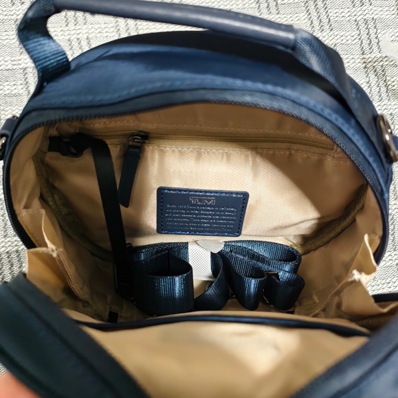 🥝TUMI Voyageur Women’s Crossbody Bag - Picture 6 of 6